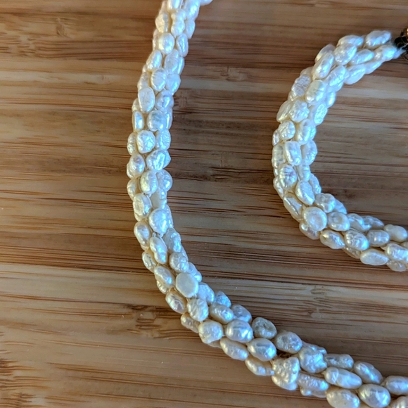 Pearl Set - Picture 2 of 4